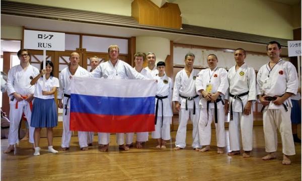 Какая команда приняла участие во всех чемпионатах Высшей лиги СССР по футболу? Какая команда приняла участие во всех чемпионатах Высшей лиги СССР по футболу?